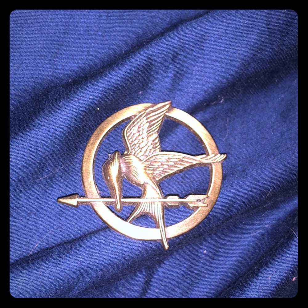 mockingjay pin